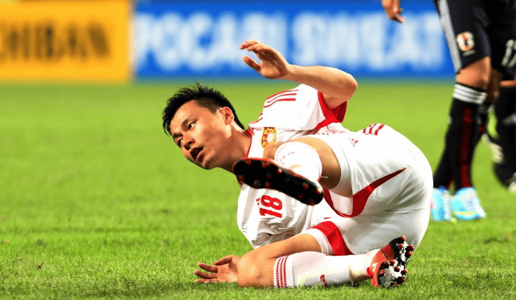东亚杯-日本1-0韩国三场全胜成功卫冕(东亚杯日本三队)